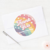 Groovy Retro 70er Rainbow Daisy Baby Shower Runder Aufkleber (Umschlag)