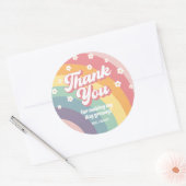 Groovy Retro 70er Rainbow Daisy Birthday Runder Aufkleber (Umschlag)