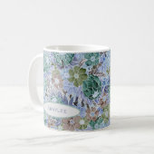 Groovy Retro Blue Protea und Daisy Tasse (Vorderseite Links)