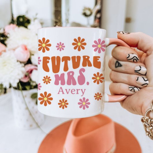 Groovy Retro Daisy Future Mrs. Verlobung Gift Tasse