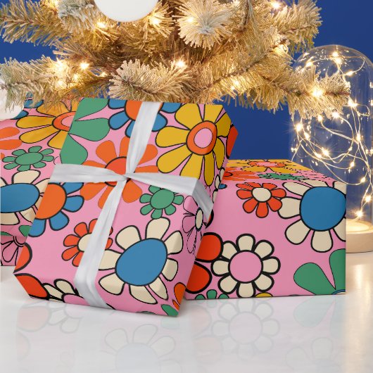 Groovy Retro Farbiger 60er 70er Floral Pattern Geschenkpapier (Feiertage)