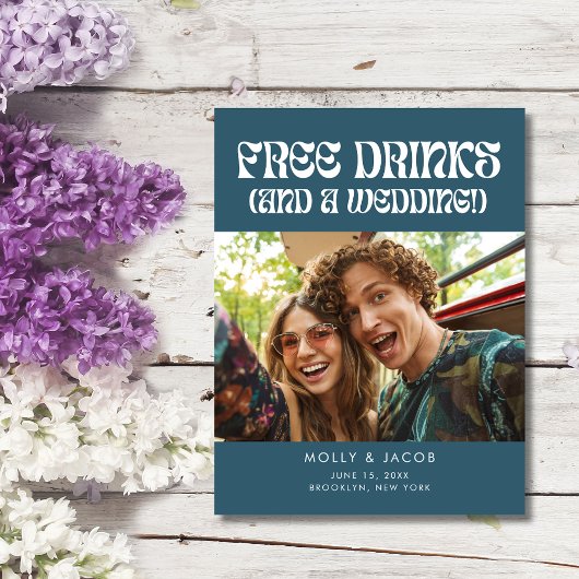 Groovy Retro Free Drinks Wedding Save the Date Ankündigungspostkarte