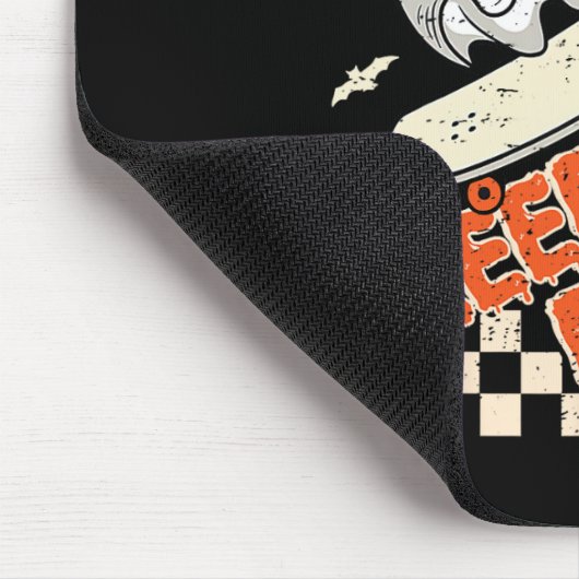 Groovy Retro Ghost Halloween Creep It Real Boys Sk Mousepad (Ecke)