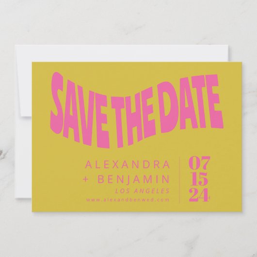 Groovy Retro Mod Einzigartiges rosa Gelbes Foto Save The Date (Vorderseite)