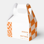 Groovy Retro Orange Abstrakter Karo Hochzeit maßge Geschenkschachtel (Vorderseite)