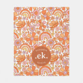 Groovy Retro Orange Blumenmonogramm Fleecedecke (Vorderseite)