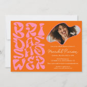 Groovy retro Script orange Foto Brautparty Einladung (Vorderseite)