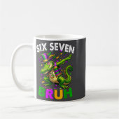 Groovy Six Seven Bruh Alligator Dabbing Mardi Gras Kaffeetasse (Links)