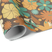 Groovy Sixties Retro Blume Power in Brown Geschenkpapier (Rolleneckpunkt)