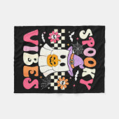 Groovy Soky Vibes Retro Ghost Holding Pumpkin Hall Fleecedecke (Vorderseite (Horizontal))