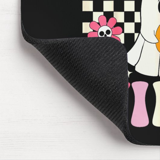 Groovy Soky Vibes Retro Ghost Holding Pumpkin Hall Mousepad (Ecke)