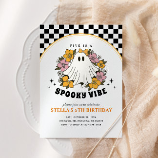 Groovy Spooky Girl Halloween Einladung