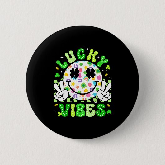 Groovy St. Patricks Day Glücksvibes Kleeblatt Frau Button (Vorderseite)