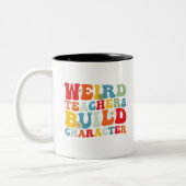 Groovy Teacher Build-Charakter Zweifarbige Tasse (Links)