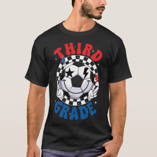 Groovy Third-Grade Mannschaftsfußball erster Schul T-Shirt