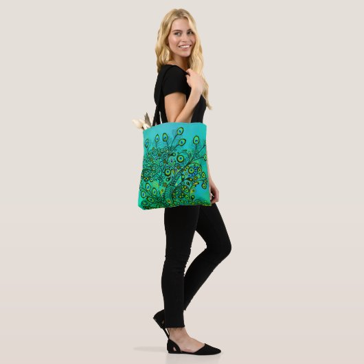 Groovy Trippy Peacock Feathers Tasche (Am Model)