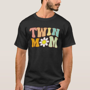 Groovy Twin Mama Muttertag für Junge Mutter von Tw T-Shirt