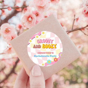 Groovy und beschwipste  Bachelorette-Party-Dekorat Runder Aufkleber