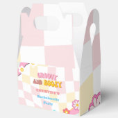 Groovy und stickig gestaltete Junggeselinnen-Absch Geschenkschachtel (Offen)