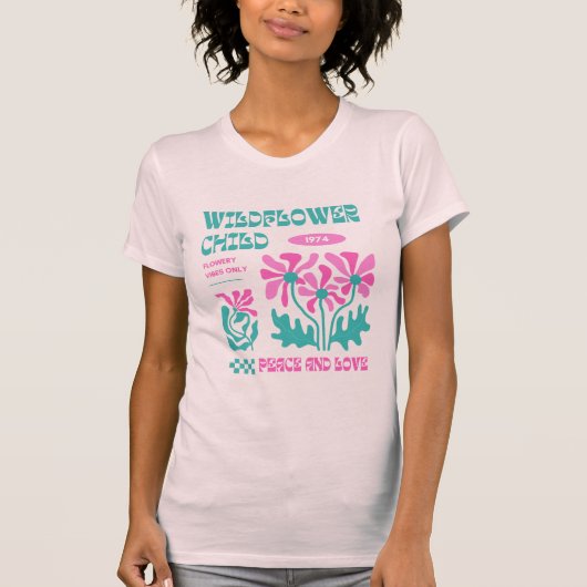 Groovy Wildblume Retro Vibes T-Shirt (Vorderseite)