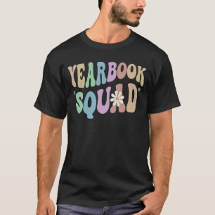 Groovy YEARBOOK SQUAD Retro Literaturklub T-Shirt