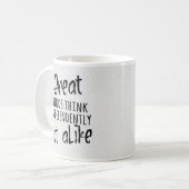 Großartige Köpfe denken unabhängig, nicht gleich K Kaffeetasse (Vorderseite Links)