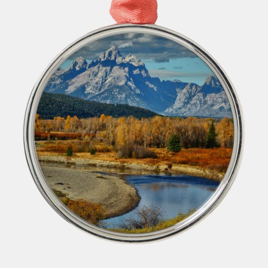 Großartige Teton Gebirgsfluss-Ansicht in Herbst Ornament Aus Metall (Vorne)