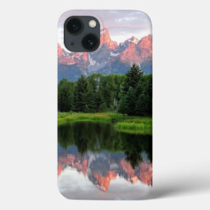 Großartige Teton Reflexionen über dem Biber-Teich iPhone 13 Hülle