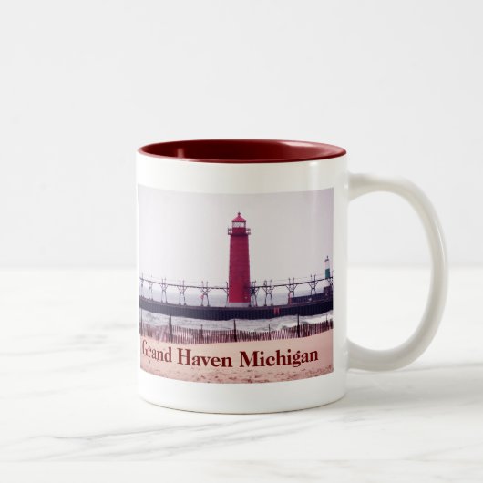 Großartiger Hafen-Michigan-Leuchtturm Zweifarbige Tasse (Rechts)