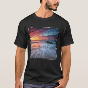Großartiger Steinstrand des Sonnenuntergang- , EL T-Shirt