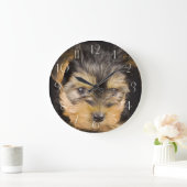Großartiger Yorkshire Terrier Große Wanduhr (Zuhause)