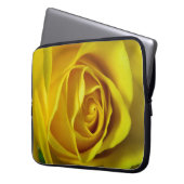 Großartiges Rosenmakro Laptopschutzhülle (Vorderseite Links)