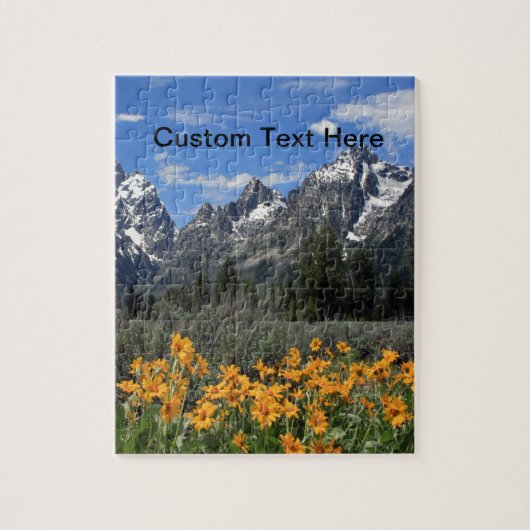 Großartiges Tetons mit gelben Blumen Puzzle (Vertikal)