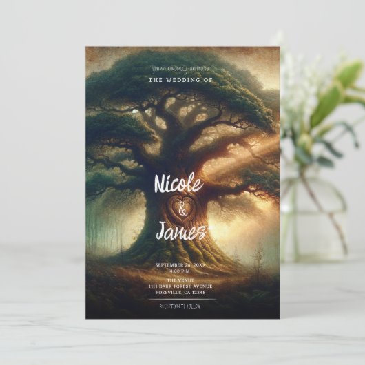 Große alte Eichenbaum verzauberte Rustikalwaldhoch Einladung (Stehend Vorderseite)