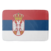 Große Badematte mit serbischer Flagge (Vorderseite)