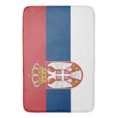 Große Badematte mit serbischer Flagge (Vorderseite Vertikal)