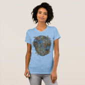 Große Bäume, die Blätter des Herbstes und Blauwild T-Shirt (Vorne ganz)