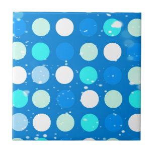 Große blaue, weiße, hellblaue Punkte Fliese