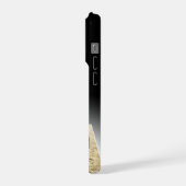 Große braune Kuh kaut an Heu, iPhone Hülle (Linke Seite)