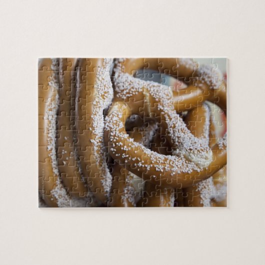 Große Brezels des New Yorker Straßenverkäufers Puzzle (Horizontal)