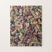 Grosse bunte Fusilli Pasta Puzzle (Vertikal)
