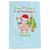 Große Enkeltochter Happy 1. Weihnachtspenguin Mittlere Geschenktüte (Vorderseite)