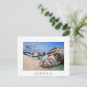 Große Felsen auf Sardinien Strand weiße Text Postk Postkarte (Stehend Vorderseite)