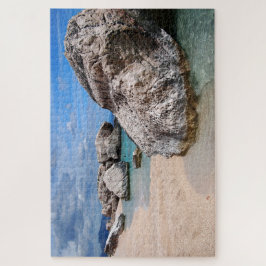 Große Felsen in Cala Mariolu setzen auf Puzzle