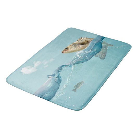 Große Fische im Wasser Badematte (Schrägansicht)