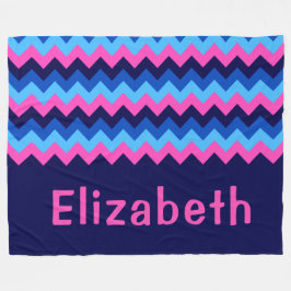 Große Fleece-Decke mit blauem rosa Chevron-Monogra Fleecedecke