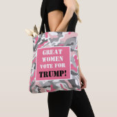 Große Frauen wählen Trump Pink-Camouflage Tasche (Von Nahem)