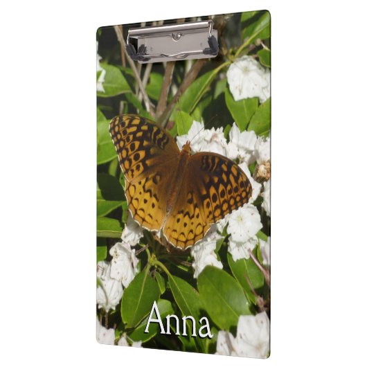 Große geschwungene Fritille auf dem Berg Laurel Klemmbrett (Links)