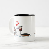 Große Grebes mit Haube in der Liebe Zweifarbige Tasse (Vorderseite Links)