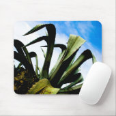 Große grüne Aloe-Pflanze mit Bright Blue Sky Mousepad (Mit Mouse)